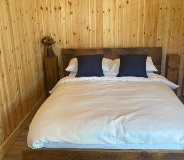 Nantwich Other | Pet-Friendly Kingfisher Cabin: Perfect Wild Escapes Glamping
