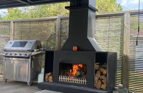 Taupo District Cottage | Exceptional Kingfisher Holiday Home in Kuratau Awaits You