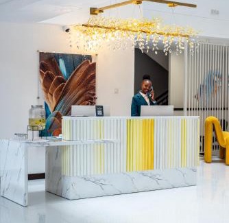 Nairobi Apartment | Oceanfront Kingfisher Nest: Enjoy Poolside Relaxation