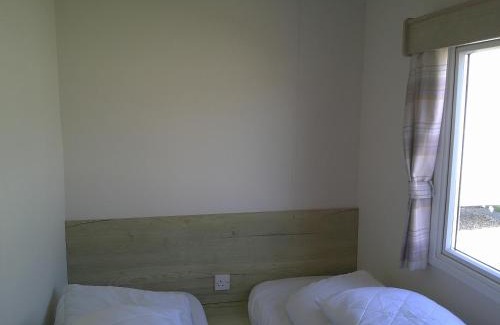 Ingoldmells Resort | Kingfisher New Horizon KF II 8 Berth, heated, Close to site entrance