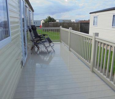 Ingoldmells Apartment | Family-Friendly Kingfisher: Seabreeze with Enclosed Veranda