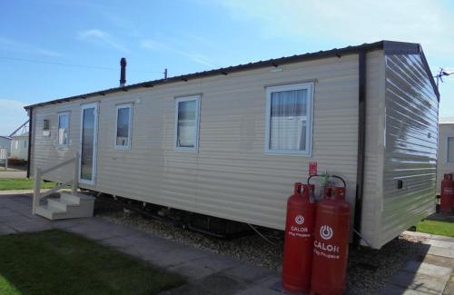 Ingoldmells Apartment | Family-Friendly Kingfisher: 8 Berth & Central Heating