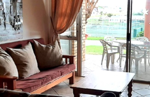 Kleinmond Apartment | Family-Friendly Kingklip 2 with Kitchen at Kleinmond Panorama