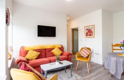 Glassillaun House | Kings Apartment: A Cozy Retreat for Your Next Getaway