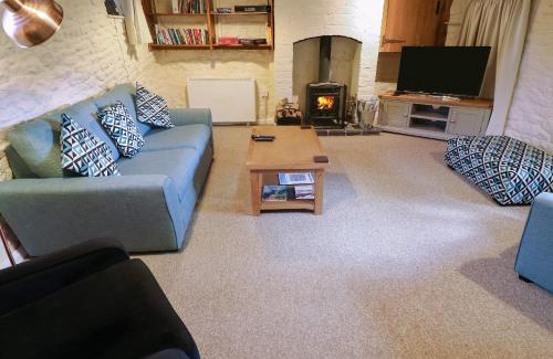 Fulbeck House | Nested Comfort at Kings Cottage - Pet and Family Friendly