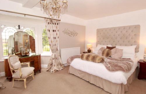 Rye Foreign Hotel | Discover Kings Head Inn: 4-Star Pet-Friendly Retreat