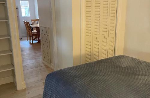 Anglers Park Hotel | Relax at Kings Kamp with Oceanfront Views & Family Amenities