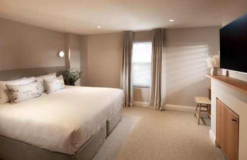 Kingsford Hotel | Experience Kingsford The Barossa: Guest Rated 9.8/10