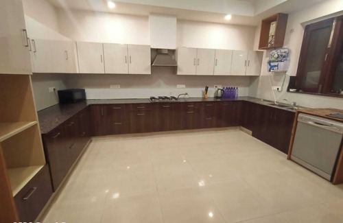 Ghata Villa | Relaxing Kingslanding Villa with Pool & Spa Amenities