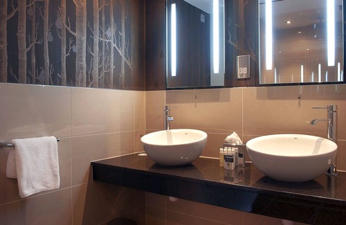 Inverness Hotel | Unwind at Kingsmills Hotel: 4-Star Spa & Pool Retreat