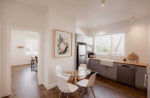 Kingston Beach House | Kingston Beach Cottage