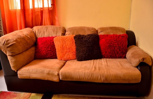 Molynes Gardens Apartment | Comfortable Kingston Sunset Guest Apartment - Family Friendly!