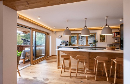 Kitzbuehel House | Kinkara Lodge - 3 Bedroom House in the heart of Kirchberg