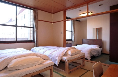 Kawayu Onsen Hotel | Comfortable Kinkiyu Hotel: Family-Friendly with Hot Tub