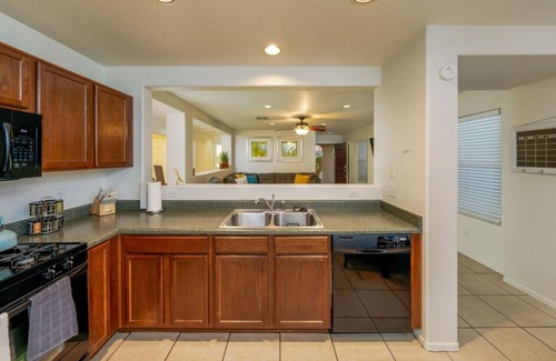Tucson House | Spacious Stay for 7+, Close to Kino Sports Complex