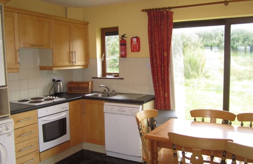 Kinsale Apartment | Kinsale No 6 - sleeps 8 guests in 4 bedrooms