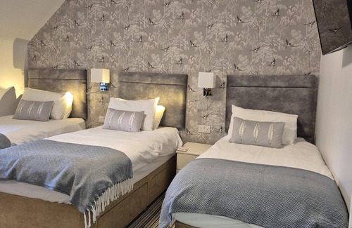 Buckie Bed & Breakfast | Guest Rated: Kintrae B&B with Breakfast & Family Comfort