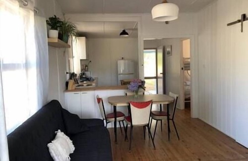 Kioloa Cabin | Oceanfront Kioloa Beach Cabin 7 - Rated 10/10 by Guests