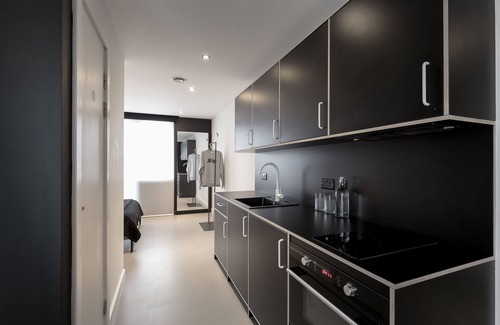 Hackney Central Hotel | Discover Kip Hotel: Spa Retreat with Breakfast & Accessibility