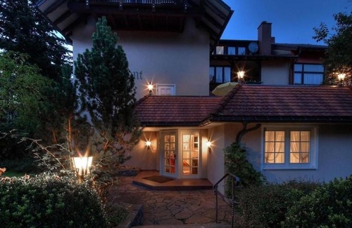 Schoenau im Schwarzwald Apartment | Peaceful Kirchbühl Hotel in Central Location for Families