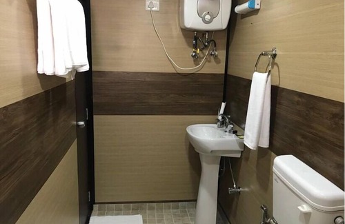 Sindhari Hotel | Kiri Container Resorts