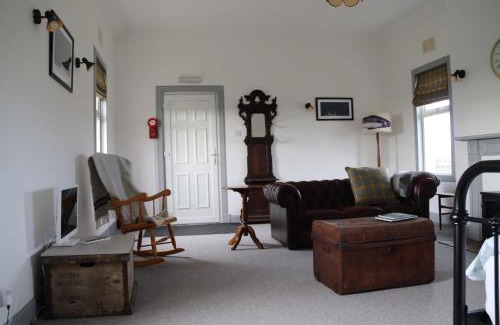 Kirkapol Apartment | Discover Kirkapol Beach Apartment - Pet & Child Friendly Retreat