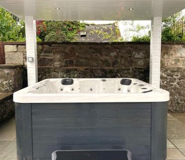 Kirkcudbright Apartment | Pet-Friendly Retreat at Kirkcudbright Holiday Apartments