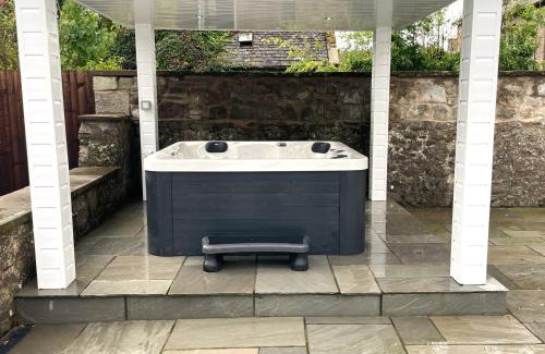 Kirkcudbright Apartment | Pet-Friendly Retreat at Kirkcudbright Holiday Apartments