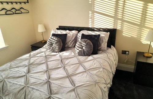 Kirkcudbright Apartment | Pet-Friendly Retreat at Kirkcudbright Holiday Apartments
