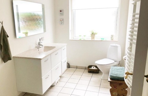 Kollund Bed & Breakfast | Cozy Kirkevængets mini Bed and Breakfast - Rated 9/10