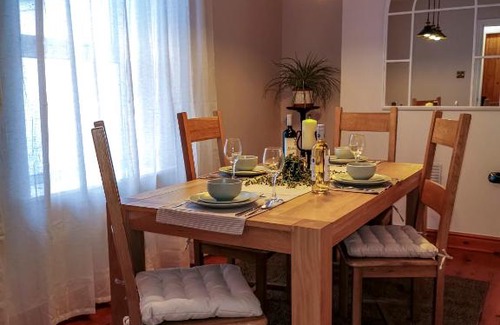 Newton Stewart House | Pet and Child Friendly Retreat at Kirkinner Cottage