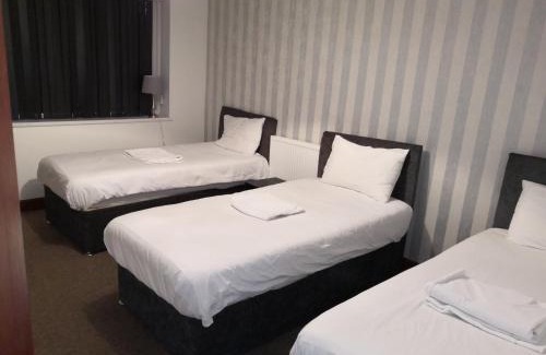 Scunthorpe Hotel | Kid-Friendly Kirks Korner Motel - A 4-Star Retreat