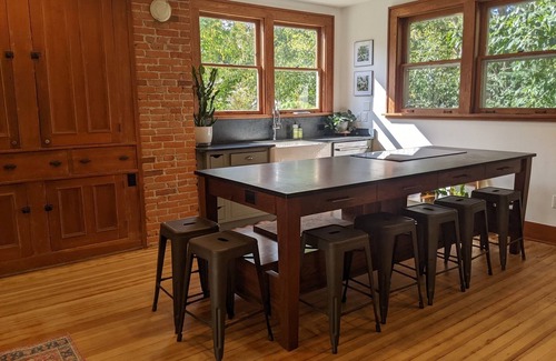 Twain House | Discover the Historic Kirkwood House with Pool & Family Amenities
