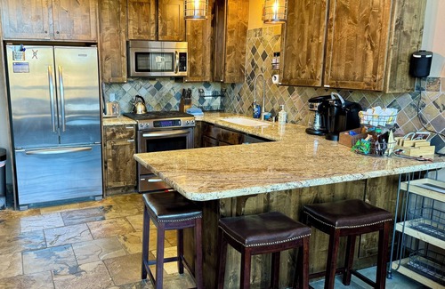 Kirkwood Cabin | Cozy Kirkwood Mountainside Cabin & Cottage with Scenic Deck