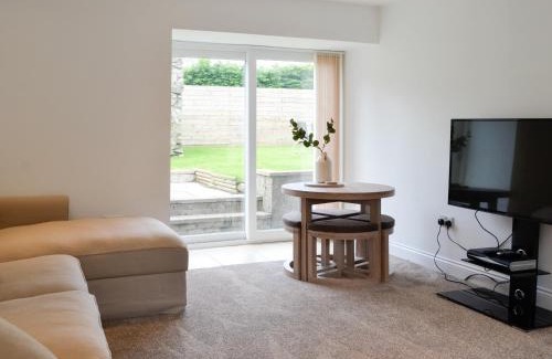 Newton Stewart House | Kirroughtree Steading 2: Exceptional Stay with Pet & Child Amenities