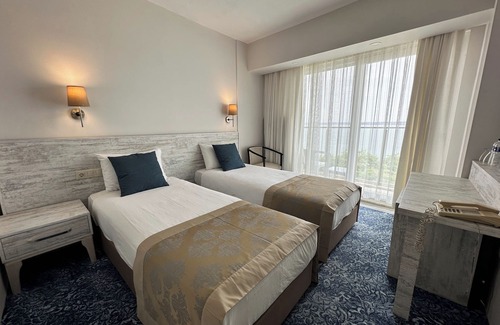 Tatlisu Hotel | Relax at Kirtay Hotel with Pool and Family Amenities