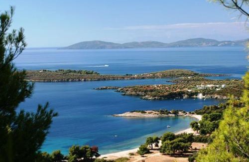 Sithonia Apartment | Beachfront Bliss at Kis-Kis: 10/10 Guest Rated Retreat