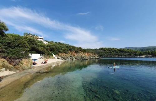 Sithonia Apartment | Beachfront Bliss at Kis-Kis: 10/10 Guest Rated Retreat