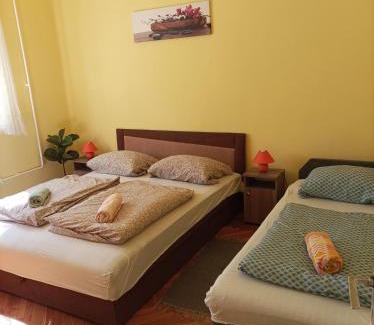 Hajduszoboszlo Apartment | Discover Comfort at Kis-Liget Apartman Today