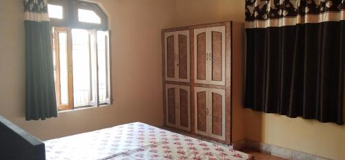Mathura House | Discover Kishan Home Stay: Child-Friendly with Great Dining