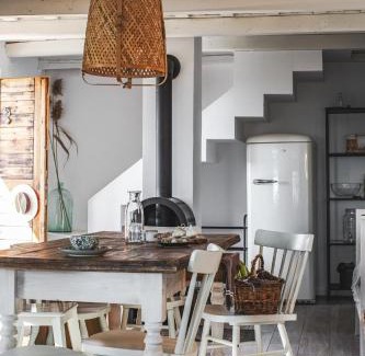 Mencshely Apartment | Top-Rated Kiskacsa Nyúlontúl: Pet-Friendly & Family Enjoyment