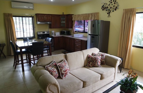 Port of Spain House | Discover Kiskadee Korner: Family-Friendly with Pool & Breakfast