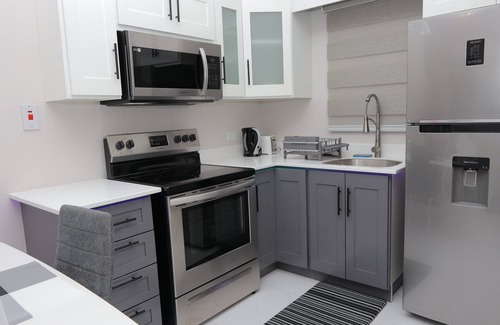 Port of Spain House | Discover Kiskadee Korner: Family-Friendly with Pool & Breakfast