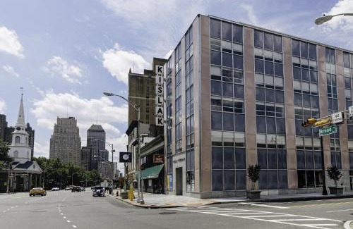 Central Business District Apartment | Modern Kislak 604 Penthouse with Rooftop Terrace Escape