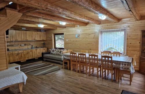 Ciumani House | Top-Rated Kispatak Vendégház: Pet-Friendly & Family Ready