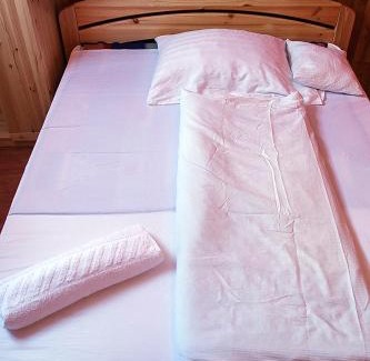 Szombathely Bed & Breakfast | Pet-Friendly Kispipa Panzió with Excellent Guest Ratings