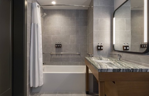 Oakland Hotel | Unforgettable Stays at Kissel Uptown Oakland, Hyatt Collection