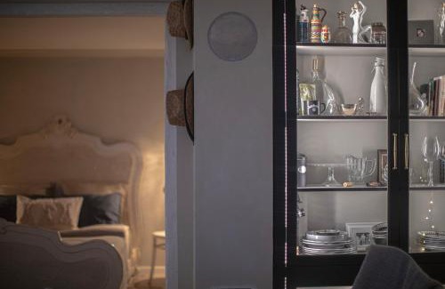 Mencshely Apartment | Unforgettable Stays at KisVulkán Nyúlontúl with Ocean Views