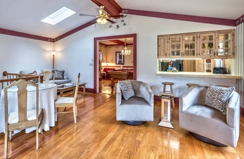 Butler Bed & Breakfast | Inviting Retreat with Kitchen and Ocean View, Steps to Main St.