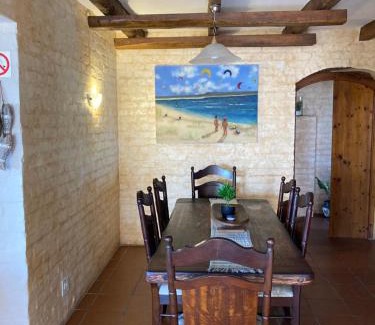 Witsand House | Oceanfront Kite View 2 Holiday Home with Hot Tub & Breakfast
